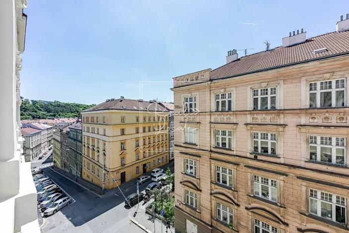 Prodej bytu 3+kk, Praha - Smíchov, Kmochova, 69 m2