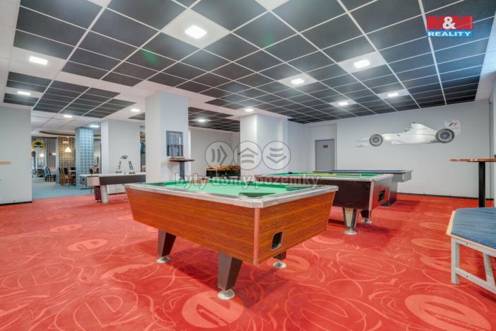 Prodej obchodního prostoru, Přerov, Husova, 670 m2