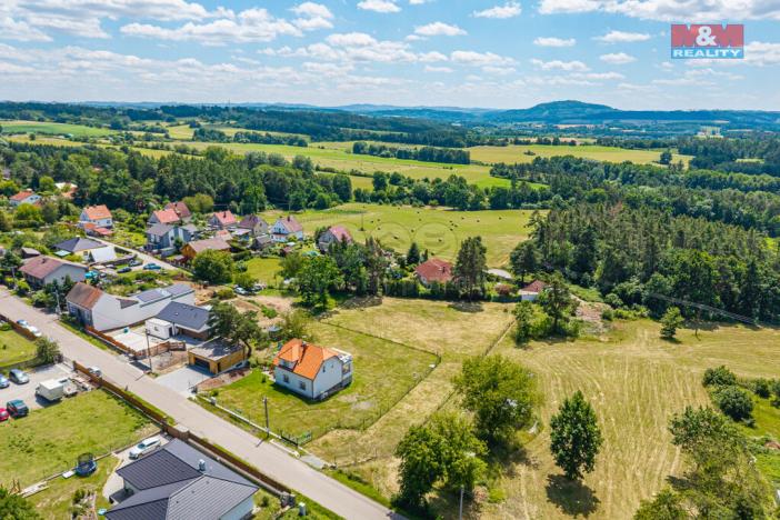 Prodej pozemku pro bydlení, Bukovany, 1060 m2
