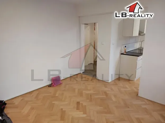 Pronájem bytu 1+1, Kolín, Dělnická, 32 m2