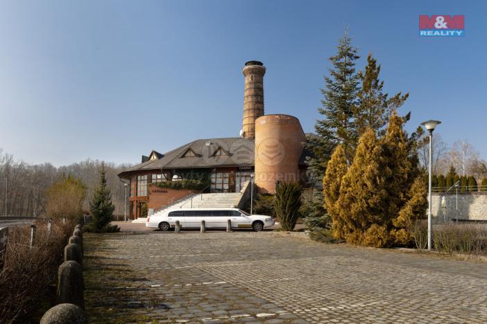 Prodej restaurace, Černotín, 2100 m2