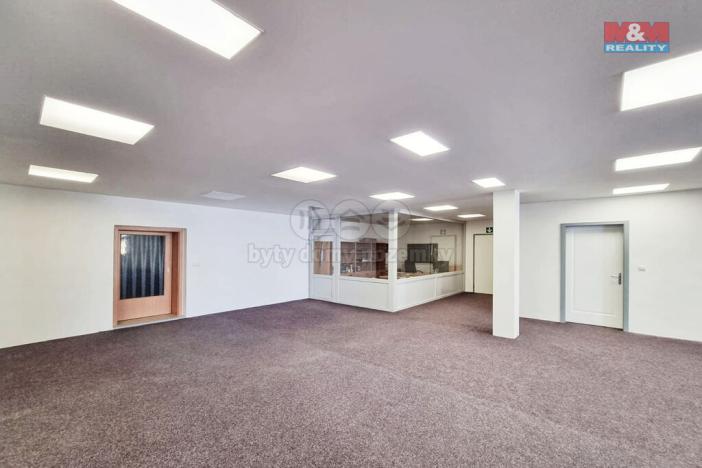 Pronájem obchodního prostoru, Ostrov, Krátká, 370 m2