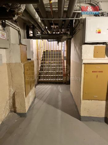 Prodej skladu, Ostrava - Poruba, Nálepkovo náměstí, 156 m2