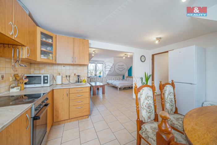 Prodej obchodního prostoru, Moravský Beroun, Dlouhá, 450 m2