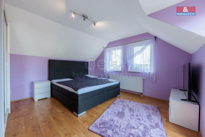 Prodej rodinného domu, Sadov, 198 m2