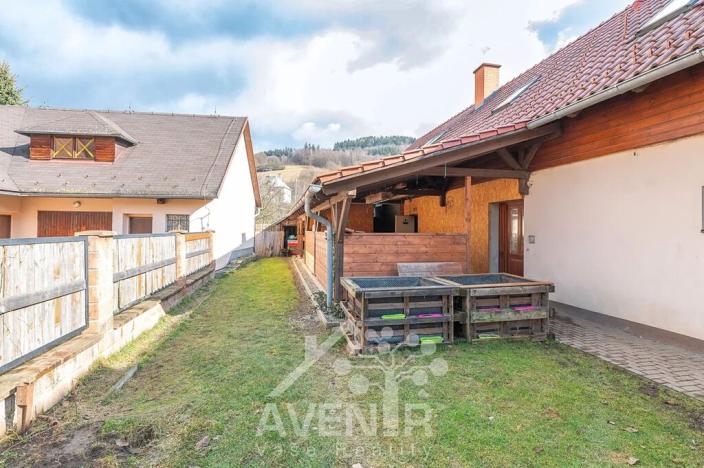 Prodej rodinného domu, Valašská Polanka, 415 m2