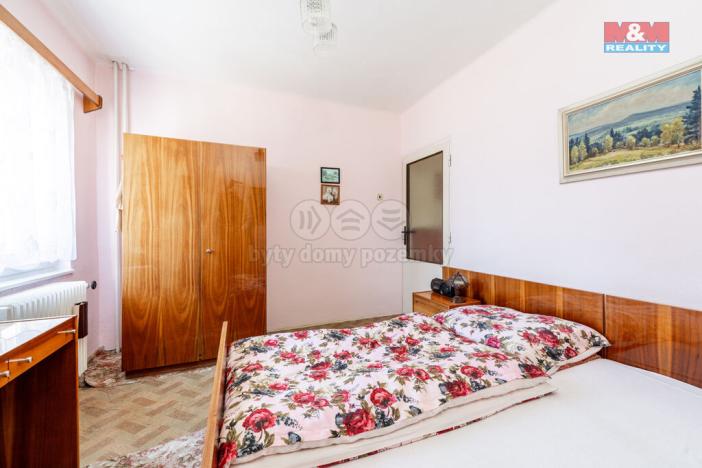 Prodej rodinného domu, Svratka, Partyzánská, 150 m2