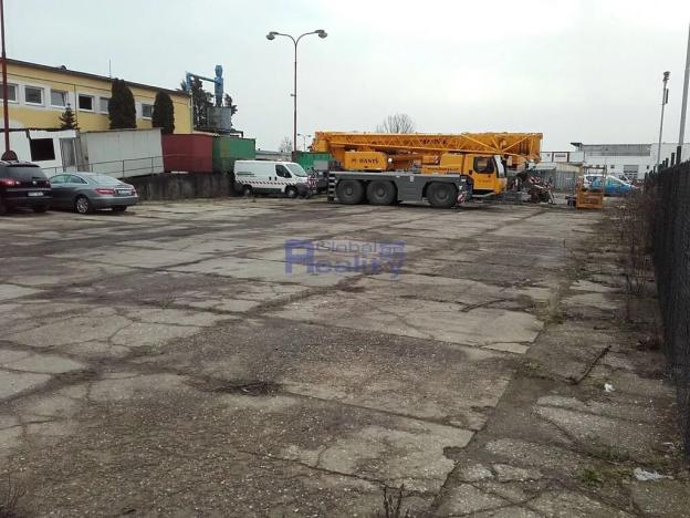 Pronájem komerčního pozemku, Hradec Králové, 1500 m2