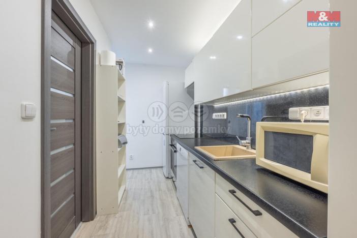 Prodej bytu 1+kk, Kladno - Švermov, Svojsíkova, 45 m2