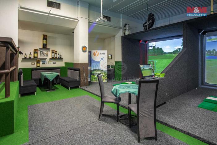 Pronájem obchodního prostoru, Pardubice - Bílé Předměstí, Dašická, 1230 m2