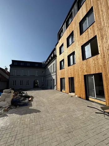 Prodej bytu 2+kk, Horní Planá, Náměstí, 59 m2