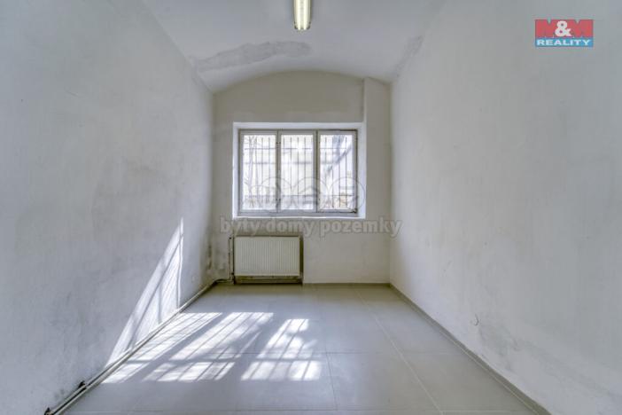 Pronájem obchodního prostoru, Plzeň - Jižní Předměstí, Palackého, 167 m2