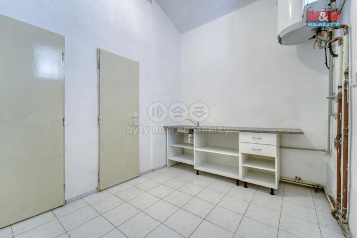 Pronájem obchodního prostoru, Plzeň - Jižní Předměstí, Palackého, 167 m2