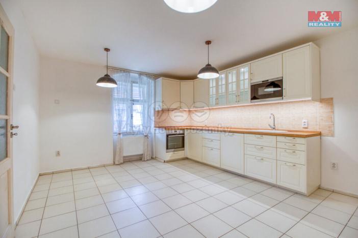 Prodej rodinného domu, Litohlavy, 191 m2