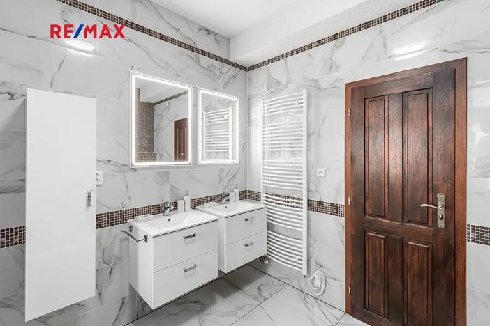 Prodej rodinného domu, Plzeň, Plzenecká, 245 m2