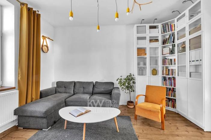 Prodej vícegeneračního domu, Velim, Palackého, 547 m2