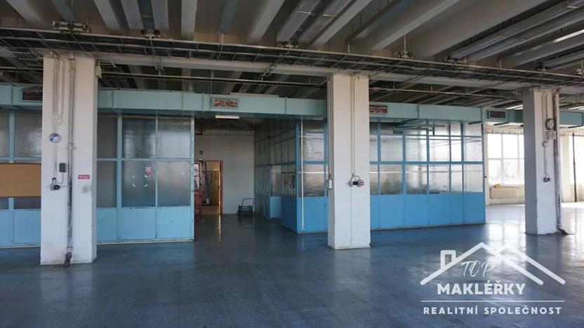 Pronájem skladu, Kolín, Havlíčkova, 1000 m2