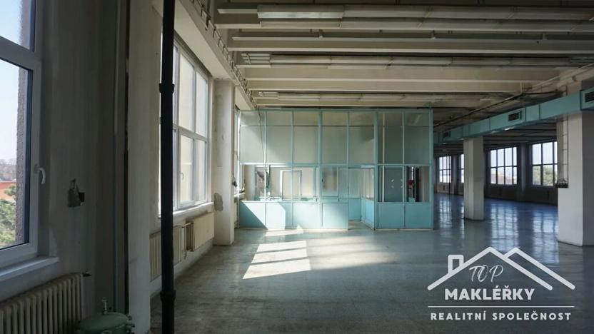 Pronájem skladu, Kolín, Havlíčkova, 1000 m2