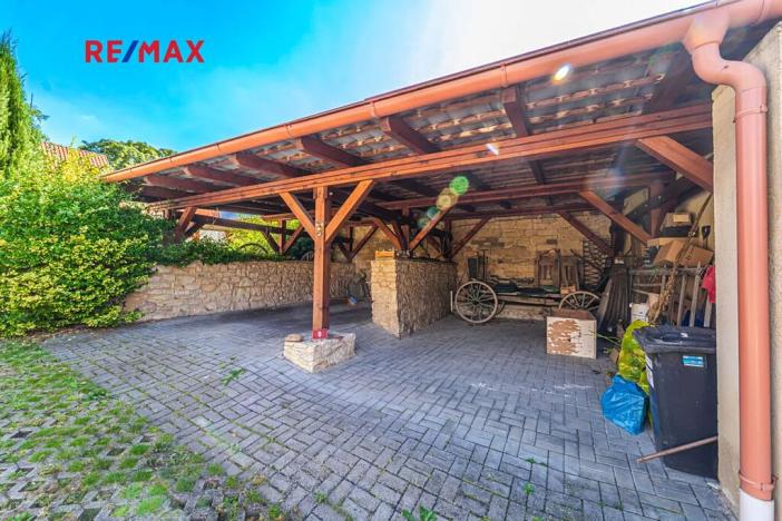 Prodej rodinného domu, Přerubenice, 301 m2