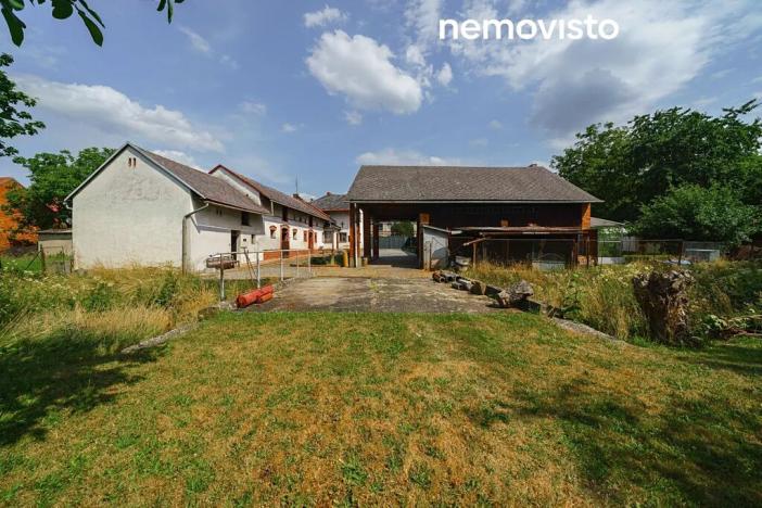 Prodej rodinného domu, Strahovice, 300 m2