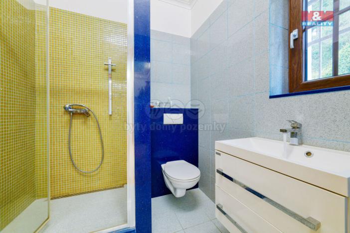 Prodej rodinného domu, Podhradí, 370 m2