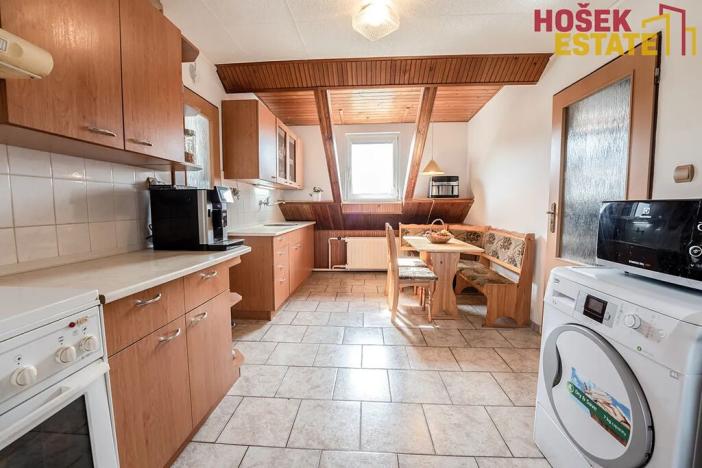 Prodej rodinného domu, Tvarožná Lhota, 170 m2