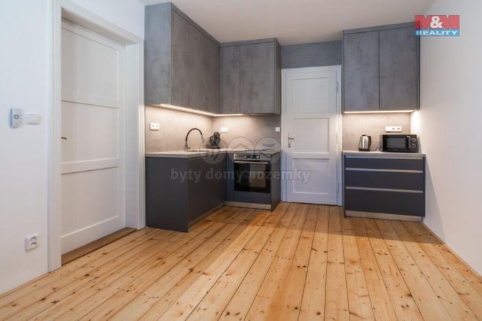 Pronájem rodinného domu, Jindřichův Hradec - Jindřichův Hradec III, U Nemocnice, 120 m2