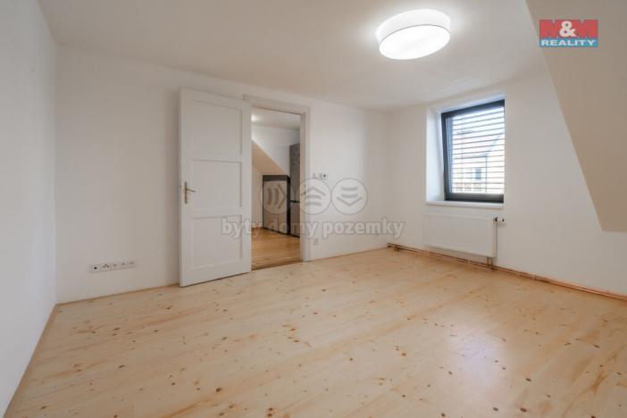 Pronájem rodinného domu, Jindřichův Hradec - Jindřichův Hradec III, U Nemocnice, 120 m2