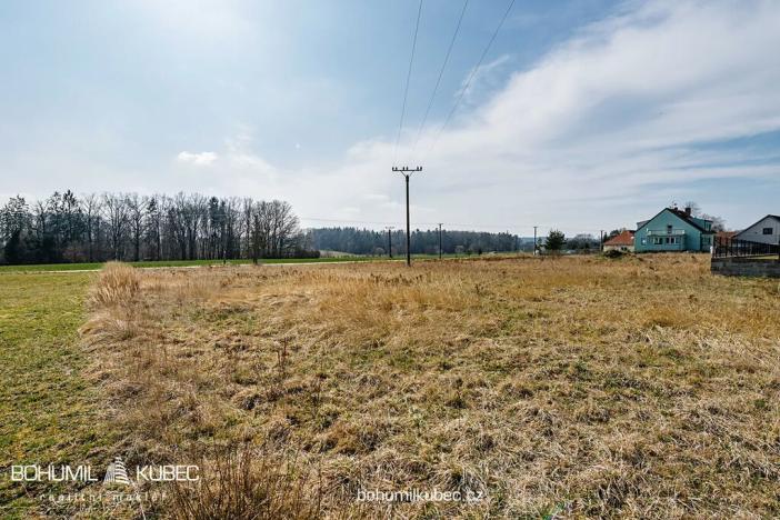 Prodej pozemku pro bydlení, Lišov, 1065 m2