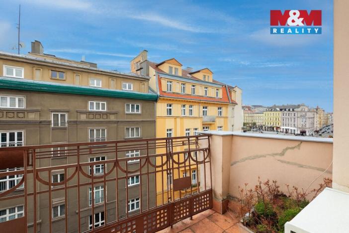 Prodej bytu 4+1, Karlovy Vary, Varšavská, 124 m2