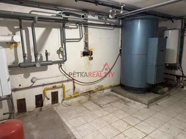 Prodej restaurace, Všenory, U Kovárny, 600 m2