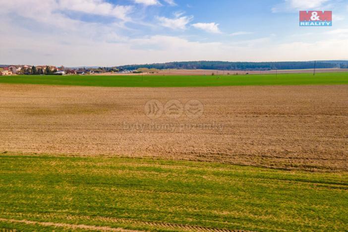 Prodej pole, Tlučná, 5722 m2