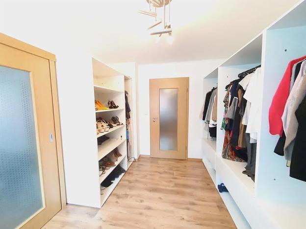 Prodej rodinného domu, Hora Svatého Šebestiána, 250 m2