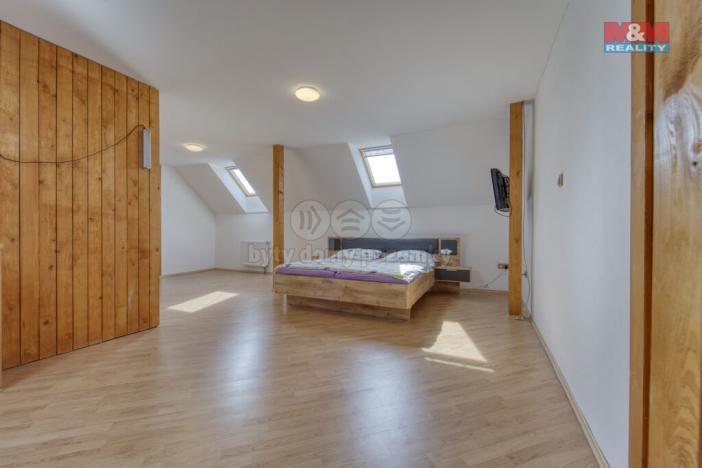 Prodej rodinného domu, Újezd u Svatého Kříže, 350 m2