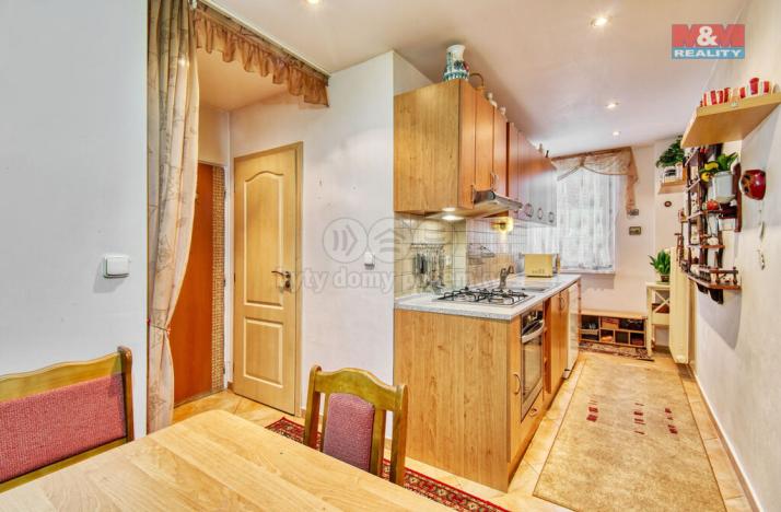 Prodej bytu 2+1, Klášterec nad Ohří, Na Vyhlídce, 52 m2