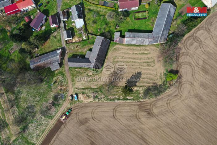 Prodej zemědělské usedlosti, Bezvěrov, 369 m2