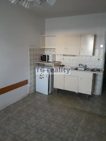 Prodej bytu 1+kk, Praha - Kobylisy, Kyselova, 24 m2
