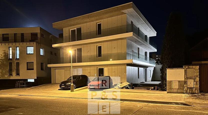 Prodej bytu 5+kk, Praha - Stodůlky, Kovářova, 169 m2