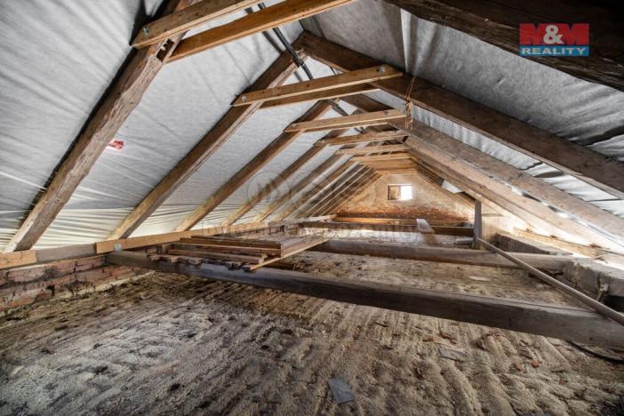 Prodej rodinného domu, Karle, 215 m2