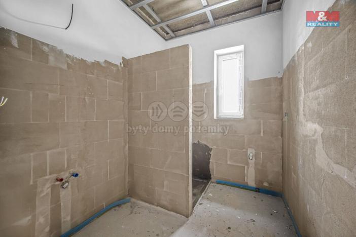 Prodej činžovního domu, Kostelec nad Černými lesy, Osadní, 310 m2