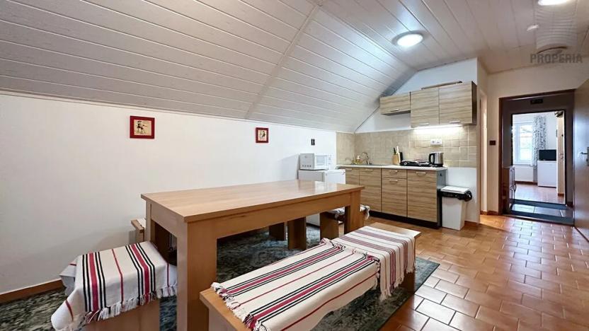 Prodej apartmánu, Strachotín, Sklepní, 285 m2