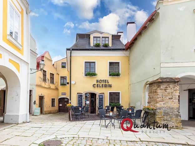 Prodej ubytování, Telč, náměstí Zachariáše z Hradce, 680 m2