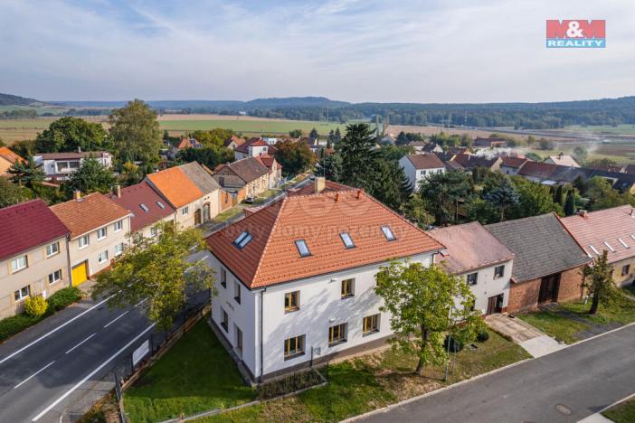 Prodej bytu 2+kk, Řevničov, Karlovarská, 74 m2