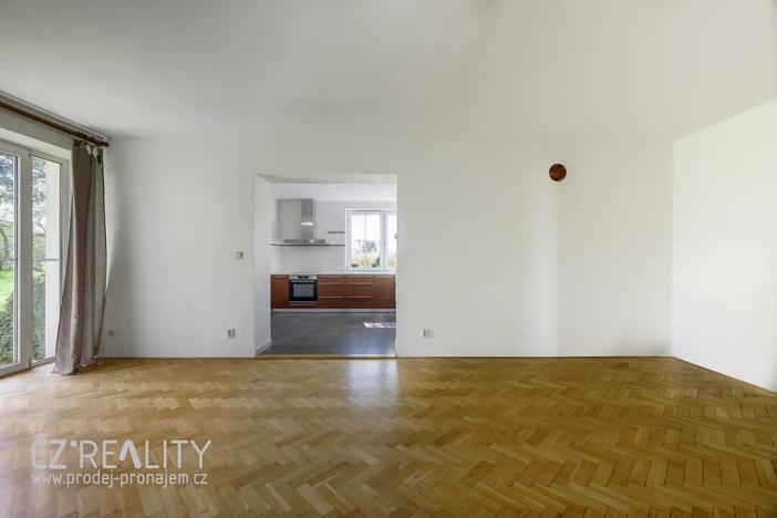 Prodej rodinného domu, Praha - Lipence, Na Bambouzku, 308 m2