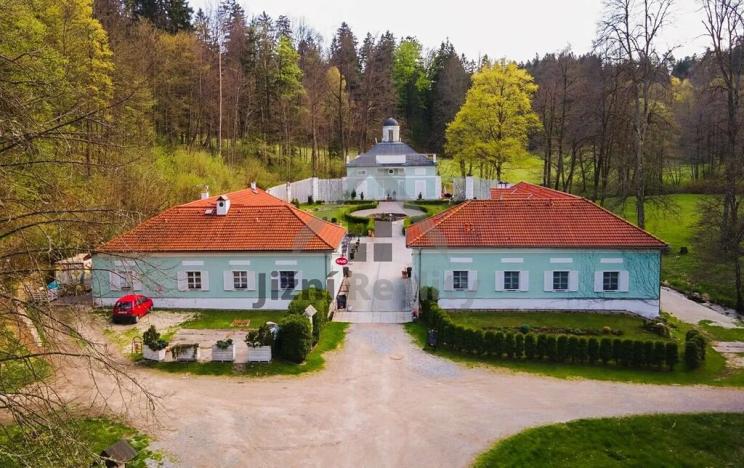 Prodej ubytování, Nové Hrady, 1000 m2