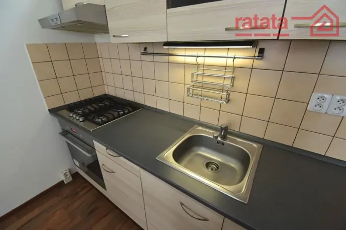 Pronájem bytu 1+1, Chomutov, Skalková, 35 m2