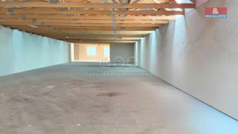 Pronájem výrobních prostor, Velký Osek, Revoluční, 550 m2