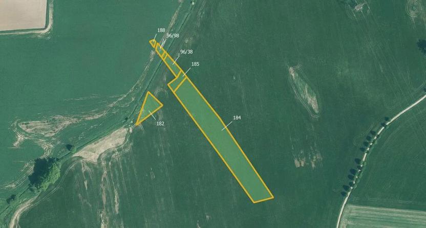 Prodej pole, Strakonice, 12322 m2