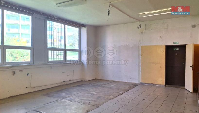 Pronájem obchodního prostoru, Česká Lípa, 28. října, 164 m2