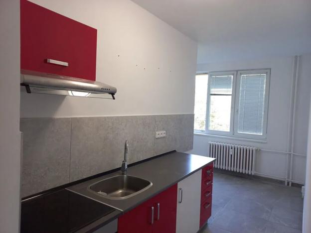 Pronájem bytu 2+1, Jičín, Nám. V. Čtvrtka, 65 m2